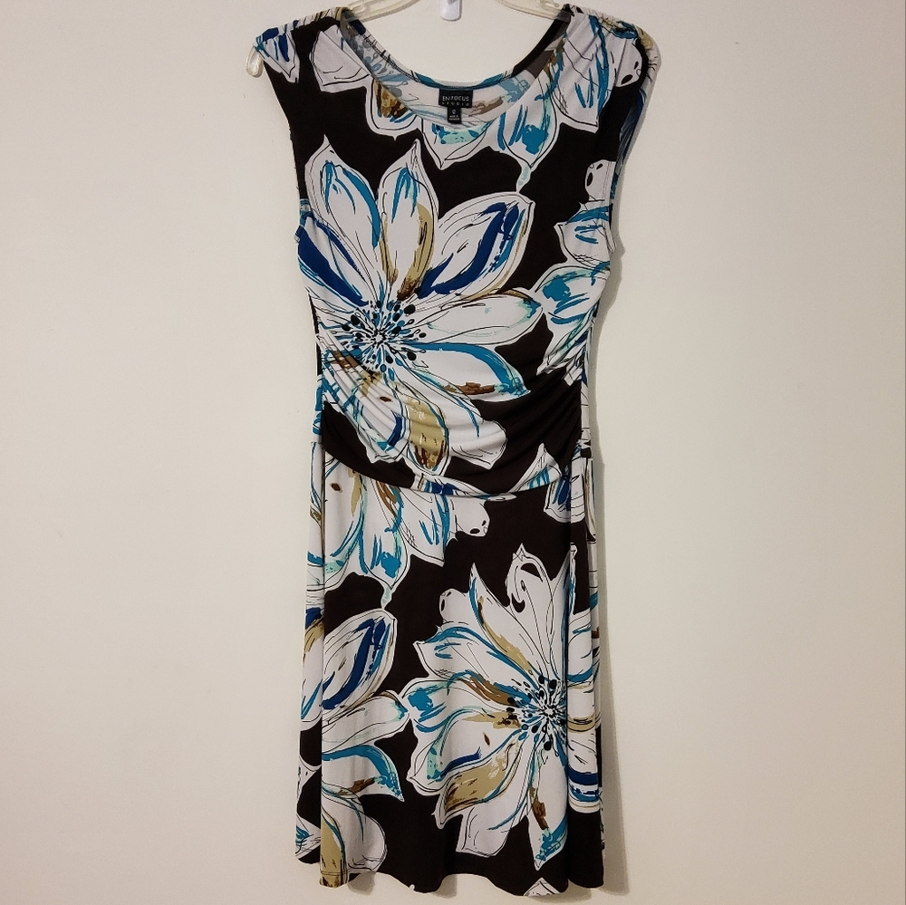 Enfocus Studio Black/Green/White Floral Sleeveless Ruched Sundress Midi Dress